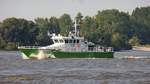 GÜCKSTADT am 15.8.2017, Hamburg, Elbe Höhe Wittenbergen /    Zollboot / Lüa 23,62 m, B 5,6 m, Tg 1,65 m / 2 Diesel, ges.