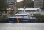 Am Nachmittag des 12.10.2019 lag das Zollboot Darss im Rostocker Stadthafen.