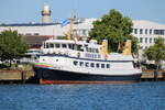 Am Morgen des 12.05.2025 lag das Fahrgastschiff Adler IV der Reederei Adler-Schiffe GmbH & Co.  KG in Warnemünde.