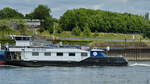 Im Bild das Schubboot QUATTRO (ENI: 02336585), welches Ende Mai 2025 den Rhein bei Duisburg befuhr. 