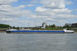 Ende Mai 2025 war das Motortankschiff BLUE ANOUSKA (IMO: 9927574) auf dem Rhein bei Duisburg zu sehen.