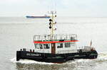 Die OSTERHÖFT Flagge:Deutschland Länge:15.0m Breite:4.0m vor Cuxhaven am 10.07.25