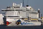 Kreuzfahrtschiff AIDA PERLA; Eigner/Betreiber: AIDA; Aufnahmeort: Elbe/Hafen Hamburg, Deutschland; Datum: 19.07.2025; Info: Baujahr 2017, BRZ 125572, Passagiere 3286, Länge 299.95m, Breite 48.00m, Tiefgang 8.25m, IMO9636967, Geschwindigkeit: 21. ...
