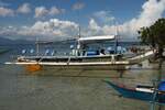 Traditionelles Auslegerboot für den Personen- und Warentransport in Küstennähe PUERTO PRINCESA CITY 2; Eigner/Betreiber: unbekannt/privat; Aufnahmeort: Sulusea (Pacific Ocean), Mangingisda, Insel Palawan, Philippinen; Datum: 08.11.2012 ...