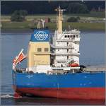Schornsteinmarke der China COSCO Shipping Corporation, gesehen an der ZHONG YUAN HAI YUN JIN QU (IMO 9846495). Bremerhaven, 16.07.2020.