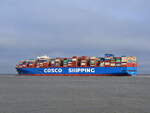 COSCO SHIPPING STAR , Containerschiff , IMO 9795658 , Baujahr 2019 , 399.9 x 58.6 m , 21237 TEU , 27.12.2025 , Cuxhaven , Alte Liebe , 