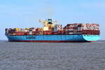 ELEONORA MAERSK , Containerschiff , IMO 9321500 , Baujahr 2007 , 397,71 x 56,4 m , 15550 TEU , 21.04.2022 , Cuxhaven
