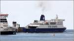 Die 2006 gebaute DELFT SEAWAYS (IMO 9293088) luft am 04.06.2012 aus Dover aus. Sie ist 187 m lang, 28 m breit, hat eine GT von 35.923, eine GT von 6.164 t und kann 1.000 Passagiere, 200 PKW und 120 LKW transportieren. Heimathafen ist Dover (Grobritannien). Frherer Name: MAERSK DELFT