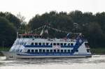 Die Adler Princess IMO-Nummer:8876302 Flagge:Deutschland Länge:42.0m Breite:9.0m Baujahr:1989 Bauwerft::	Scheepswerf Graeve,Grave Niederlande im Nord-Ostsee-Kanal bei Sehestedt aufgenommen am