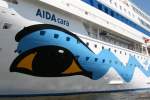 Das Backbordauge der AIDAcara.Aufgenommen am 05.07.09 whrend einer Hafenrundfahrt in Hamburg.