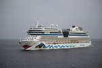 Die Aidamar der Rostocker Reederei Aida Cruises auf ihrem Seeweg von Kopenhagen nach Helsinki am Morgen des 01.08.2019 kurz vor Warnemünde.