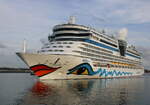 Das Kreuzfahrtschiff AIDALUNA(IMO:9334868)Highlights der Nord- und Ostseek�ste 2 beim Auslaufen am 03.10.2026 in Warnem�nde 