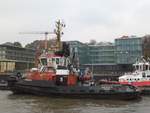 BUGSIER 9 (IMO 9429558) am 9.11.2018, Hamburg, Elbe, Schlepperponton Neumühlen /    ASD-Schlepper / BRZ 485 / Lüa 33,1 m, B 12,6 m, Tg 6,1 m / 2 Wärtsilä-Diesel, ges.