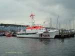 BERLIN am 10.8.2013 am Liegeplatz in Laboe /  Seenotkreuzer der 27 m-Klasse / La 27,5 m, B 6,53 m, Tg 2,1 m / 1985 bei Lrssen / Station Laboe / 1 Mittelmaschine MTU 12V396 TB 93, 1200 kW (1632 PS),