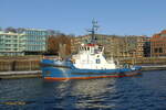 BUGSIER  2 (3) (2006) (IMO 9338993) am 17.12.2022, Hamburg, Elbe, Schlepperstation Neumühlen 

Tractor-Schlepper / BRZ  430 / Lüa 32,8 m, B 11,70 m, Tg 6,7 m / 2 Deutz-Diesel, SBV 9M628, ges. 4050 kW, 5508 PS, 2 Ruder Propeller Aquamaster US 305  in Kort-Düse, 11,5 kn, Pfahlzug 65,8 t / gebaut 2006 bei Damen Beheer, Hardinxveld-Giessendam, NL / Eigner: Fairplay Towage, Manager: Bugsier / Flagge: Deutschland, Heimathafen: Hamburg / 
