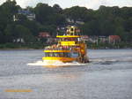 ALTENWERDER (3) (ENI 051 16370) am 5.8.2016, Hamburg, Elbe Höhe Övelgönne  /     Einmann-Fährschiff Typ 2000 / HADAG / Lüa 29,97 m, B 8,06 m, Tg 1,5 m / 2 Diesel, 2