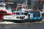 Hadag Hafenfähre BLANKENESE; Eigner/Betreiber: Hadag; Aufnahmeort: Elbe/Hafen Hamburg, Deutschland; Datum: 10.06.2015; Info: Das Bild zeigt die Blankenese  vor dem Schlepper-Anleger  kurz oberhalb Neumühlen/Övelgönne.