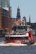 Hadag Hafenfähre HAMBURGENSIE (ENI 04810920); Eigner/Betreiber: Hadag; Datum: 10.06.2015; Aufnahmeort: Elbe/Hafen Hamburg, Deutschland.