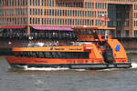Hadag Hafenfähre KEHRWIEDER (ENI 04813370) (H 6082); Eigner/Betreiber: Hadag; Datum: 11.07.2025; Aufnahmeort: Elbe/Hafen Hamburg, Deutschland.