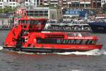 In neuem Outfit: Hadag Hafenf�hre ELBMEILE (ENI 04803440); Eigner/Betreiber: Hadag; Datum: 09.05.2026; Aufnahmeort: Elbe/Hafen Hamburg, Deutschland.