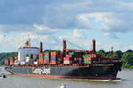 Die CHARLESTON EXPRESS IMO-Nummer:9243162 Flagge:Vereinigte Staaten von Amerika Länge:243.0m Breite:32.0m Baujahr:2002 Bauwerft:CSBC Corporation,Kaohsiung Taiwan nach Hamburg einlaufend am