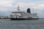 Die Scandlines Fhre Kronprins Frederik auf dem Weg von Gedser nach Rostock-berseehafen beim Einlaufen in Warnemnde.15.05.2016