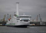 Die Scandlines Passagier F�hre BERLIN(IMO: 9587855)bei ihrer Drehung zum anlegen im Rostocker Seehafen.18.07.2026