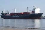 Die  Sloman Traveller  auf der Weser nach Bremen unterwegs.September 2009  RO-RO Container//IMO-Nummer: 8214401 // Flagge:Germany // Baujahr: 1984 //DWT: 9.950t