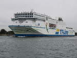 TT-Line Fähre Peter Pan auf dem Seeweg(Rostock-Trelleborg)beim Auslaufen am 11.07.2025 in Warnemünde.