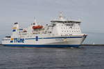 Die Ro-Ro-Fähre Nils Dacke(Heimathafen Limassol)auf ihrem Seeweg von Trelleborg nach Lübeck-Travemünde via Rostock-Überseehafen beim Einlaufen in Warnemünde.30.09.2018