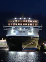 Frontalansicht des Fährschiffes PETER PAN (IMO: 9880946), so gesehen Anfang April 2024 am Skandinavienkai in Travemünde.