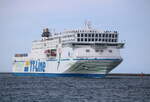 Die TT-Line F�hre Peter Pan(IMO: 9980946)auf dem Seeweg von Trelleborg nach Travem�nde via Rostock beim Einlaufen am 09.05.2026 in Warnem�nde.