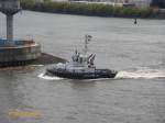 PROMT (IMO 9647409) am 26.8.2015, Hamburg, Elbe, Höhe Köhlbrandmündung /   Seeschiffsassistenz-Schlepper / Damen ASD 2411 / GT 250 / Lüa 24,47 m, B 11,33 m, Tg 5,54 m / 2