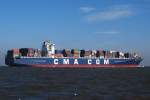 Die CMA CGM Callisto IMO-Nummer:9410753 Flagge:Grobritannien Lnge:363.0m Breite:46.0m Baujahr:2009 Bauwerft:Hyundai Heavy Industries,Ulsan Sdkorea aufgenommen von der Alten Liebe Cuxhaven am