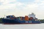 Die CMA CGM Jade IMO-Nummer:9324875 Flagge:Marshallinseln Lnge:261.0m Breite:32.0m Baujahr:2007 Bauwerft:Dalian Shipyard,Dalian China Stellpltze fr 4250 TEU nach Hamburg einlaufend am 20.05.12