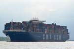 Die CMA CGM Laperouse IMO-Nummer:9454412 Flagge:Frankreich Lnge:365.0m Breite:52.0m Baujahr:2010 Bauwerft:Daewoo Shipbuilding&Marine Engineering,Geoje Sdkora nach Hamburg einlaufend vor Schulau