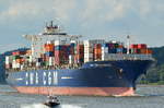 Die CMA CGM Corneille IMO-Nummer:9409170 Flagge:Liberia Länge:299.0m Breite:40.0m Baujahr:2009 Bauwerft:Hanjin Heavy Industries&Construction,Pusan Südkorea beim einlaufen nach Hamburg