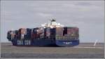 Die 2001 gebaute CMA CGM BERLIOZ (IMO 9222297) luft am 24.08.2008 aus der Elbe aus. Sie ist 300 m lang, 40 m breit, hat eine GT von 73157 und ist fr 6627 TEU ausgelegt. Heimathafen ist Marseille in Frankreich. 