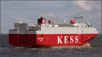 Die 1994 gebaute WESER HIGHWAY (IMO 9065417) am 18.08.2009 Elbe aufwrts fahrend. Sie ist 100 m lang, 20 m breit, hat eine GT von 8659 und kann 750 Fahrzeuge transportieren. Sie fhrt unter der Flagge von Panama.