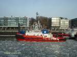 RT MARGO (IMO 9376220) am 5.1.2011, Hamburg, Schlepperponton Neumhlen /
Schlepper / BRZ 378  / La 25,98 m, B 11,2 m, Tg 5,95 m / 3 x Wartsila 8L20C, 4.860 kW, 3 x Z-drives Wartsila/Lips CS-225CP HR D = 2300, 12,6 kn, Pfahlzug 80,4 t / 2008 bei ASL Shipyard Pte. Ltd., Singapur /
