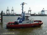 TUMAK   (1994) (Kotug)  (IMO 8521127) am 28.5.2008, Hamburg, Schlepperponton Neumhlen, Ablegemanver /
Ex Germania (1987-1994)
Schlepper / BRZ 245 / La 27,58 m, B 9,10 m, Tg. 5,37 m / 2.370 kW, 10,8 kn, Pfahlzug 40,0 t / 1987 bei Cantiere Navale 'Ferrari' S.p.A., La Spezia, Italy
