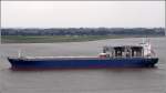 Die 2000 gebaute STAR ISFJORD (IMO 9182978) am 29.06.2011 Weser aufwrts fahrend. sie ist 198 m lang, 31 m breit, hat eine GT von 32.628 und eine DWT von 46.428 t. Sie fhrt unter der Flagge von Norwegen mit Heimathafen Bergen.