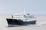 Die MS Lofoten ist das älteste noch im Liniendienst von Hurtigruten eingesetzte Schiff (Juni 2015)
