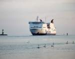 Einen tierischen Empfang gab es am 25.05.2014 fr die StenaLine Fhre Mecklenburg-Vorpommern in Warnemnde