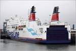 Die 2003 gebaute STENA ADVENTURER (IMO 9235529) liegt am 28.04.2017 in Dublin. Diese Fähre ist 211,56 m lang und 29,88 m breit, hat eine GT/BRZ von 43.532 und eine DWT von 9.487 t. Sie bietet 500 PKW und 900 Passagieren Platz. Heimathafen ist London (Vereinigtes Königreich).