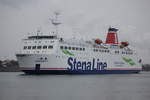 Die StenaLine Fähre Sassnitz auf ihrem Seeweg von Rostock-Überseehafen nach Trelleborg beim Auslaufen in Warnemünde.25.01.2019