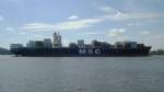 MSC SORAYA (IMO 9372494) am 27.7.2009, Hamburg einlaufend, Elbe Höhe Övelgönne / Containerschiff / BRZ 66.399 / Lüa 277,3 m, B 40 m, Tg 14,5 m / 1 Diesel, MAN B&W 10K98MC-C, 54.902 kW (74.646 PS), 24,9 kn / 5.762 TEU, davon 632 Reefer / gebaut 2008 in Süd Korea / Eigner: MSC, Flagge und Heimathafen: Panama / 