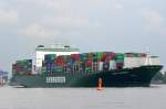 Die Ever Safety IMO-Nummer:9300465 Flagge:Panama Lnge:300.0m Breite:43.0m Baujahr:2007 Bauwerft:Mitsubishi Heavy,Kobe Japan Industries Stellpltze fr 7024 TEU auslaufend aus Hamburg bei Teufelsbrck am 10.06.12