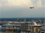 Die Queen Mary 2, das grte Kreuzfahrtschiff der Welt, am 23.