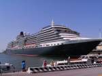 MS Queen Victoria macht am 14.08.2008  Stop im Hafen von Venezia.